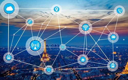 無接觸式服務(wù)引領(lǐng)數(shù)字化轉(zhuǎn)型 互聯(lián)網(wǎng)信息服務(wù)企業(yè)的變革之路